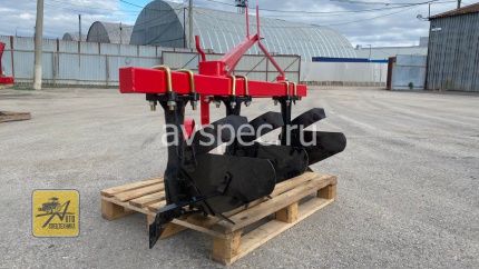 Плуг корпусный 1l-330