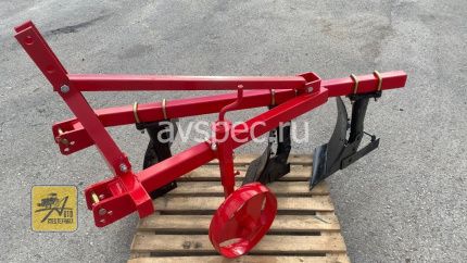 Плуг корпусный 1l-330
