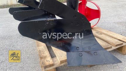Плуг корпусный 1l-330
